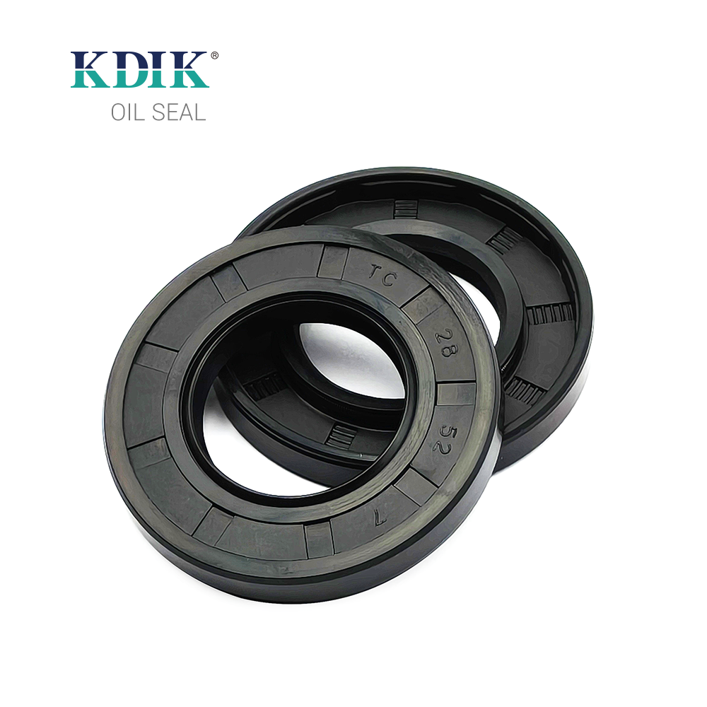 Metric Oil Seal 28*52*7 mm TC Type Rubber Spring Ring