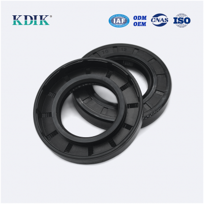 TC 40*70*12 NBR Shaft Oil Seal Double Lip Dust Seal for Automotive Engine