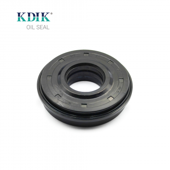High Quality Oil Seal World Combine Harvester Spare Parts W2.5DA-03H-27-06-00B