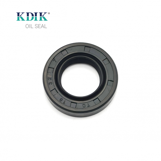 TC 18*32*7 NBR Rotary Shaft Oil Seal Covered Double Lip Auto Spare Parts