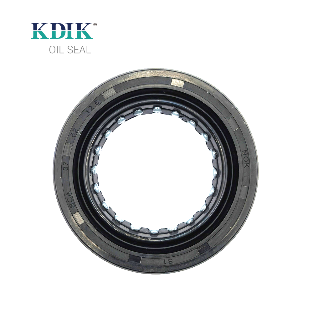 Rear Wheel Inner Axle Shaft 37*62*12.5 Oil Seal MB837719 AH2205E Mitsubishi Fuso Auto Parts