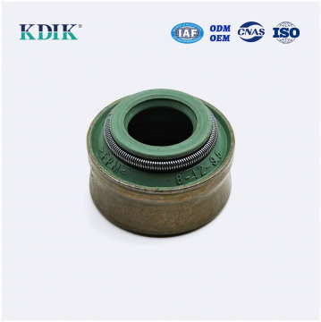Truck Parts 0000533558 Valve Stem Oil Seal Auto Engine Parts KDIK Factory