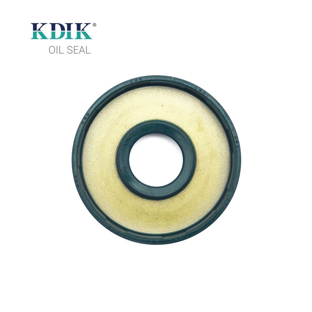 BE4516E Kubota 34070-12220 TC402-12220 Tractor Front Axle SpareParts Oil Seal Size 20*60*10 TC Type
