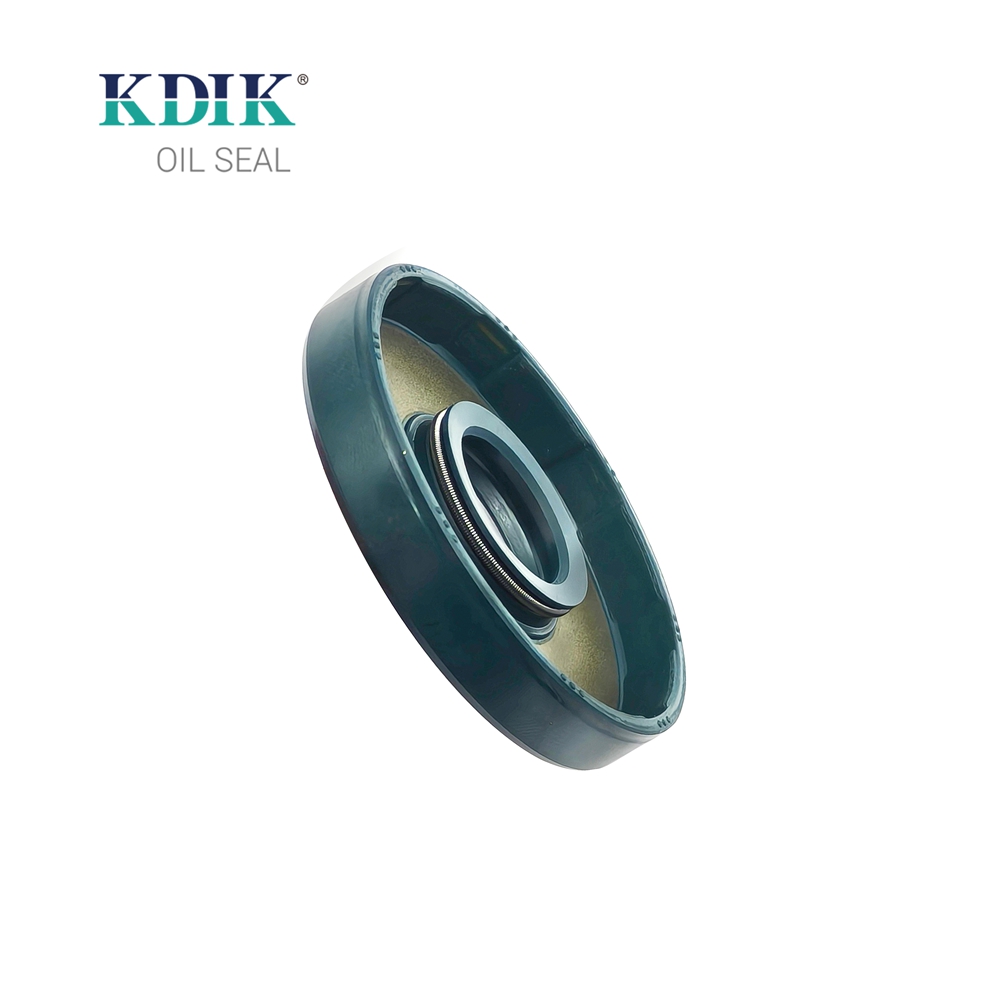 BE4516E Kubota 34070-12220 TC402-12220 Tractor Front Axle SpareParts Oil Seal Size 20*60*10 TC Type