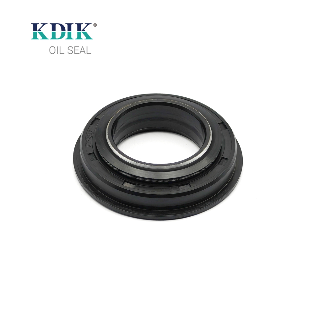 70536-55230 AQ7963P High Quality Tractor Part Oil Seal for KUBOTA Agricultural Machine Size 38*65*10.5/16.5