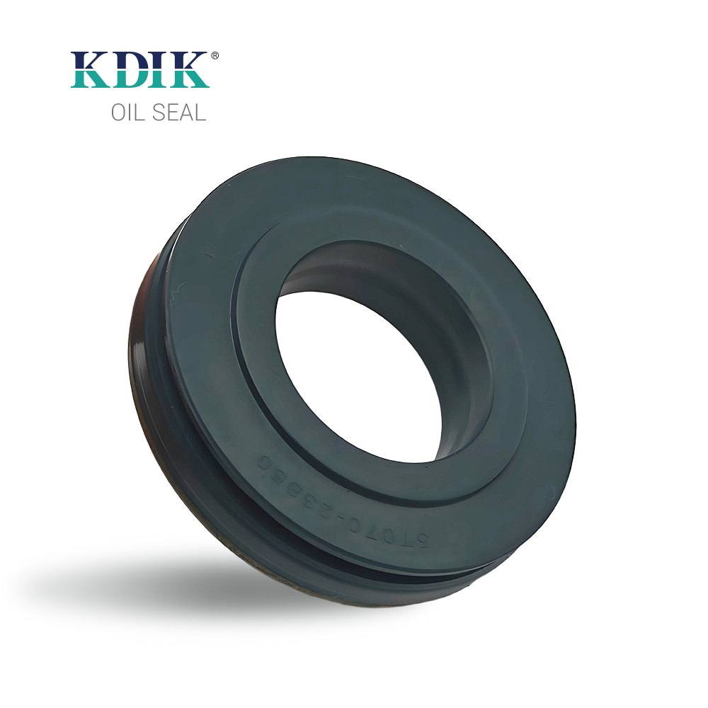 Size 40*77*17 OEM XQ1376E 5T070-23850 5T057-23850 for Kubota Agricultural Machinery Oil Seals