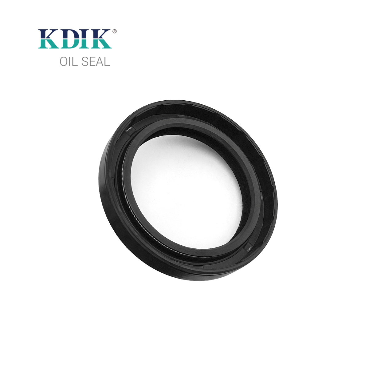 High Quality HTC 60*82*12 Crankshaft Oil Seal with Nitrile Sealing Lip and Carbon Steel Spring for Auto Parts